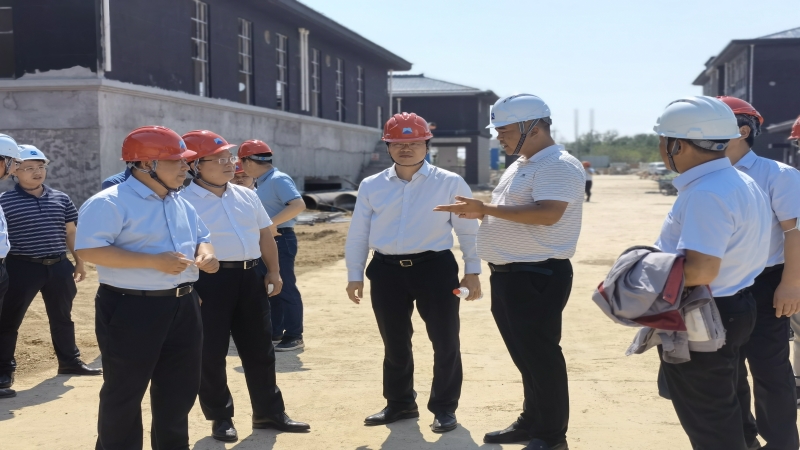 遵守安全生產(chǎn)法 當(dāng)好第一責(zé)任人 | 公司黨委書記、總經(jīng)理易凡一行開展安全生產(chǎn)月安全生產(chǎn)專項(xiàng)檢查