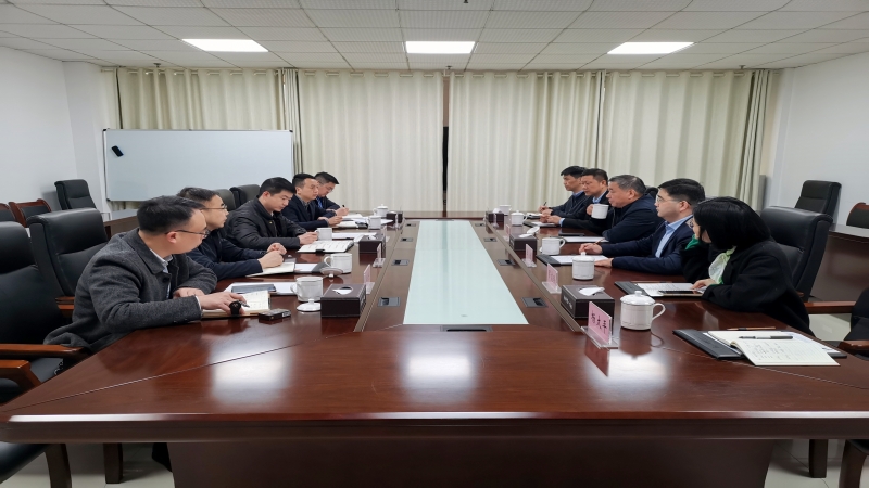 中機(jī)國(guó)際與湘潭市政府舉行座談交流