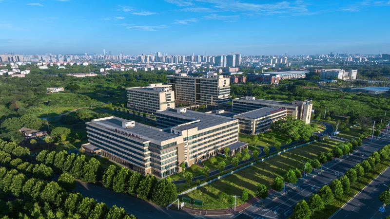 庭前花木滿(mǎn)，老叟談笑歡——芙蓉區(qū)社會(huì)福利中心設(shè)計(jì)